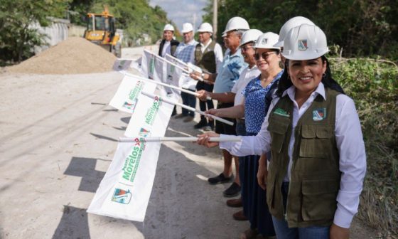 Cumple Blanca Merari y pone en marcha pavimentación en la calle Mario ...