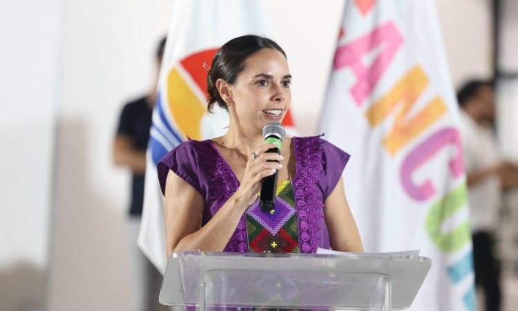 Premia Ana Paty Peralta a ganadores del concurso municipal de escoltas ...